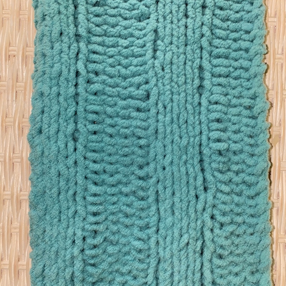Hand Made Scarf - Picture 2 of 2